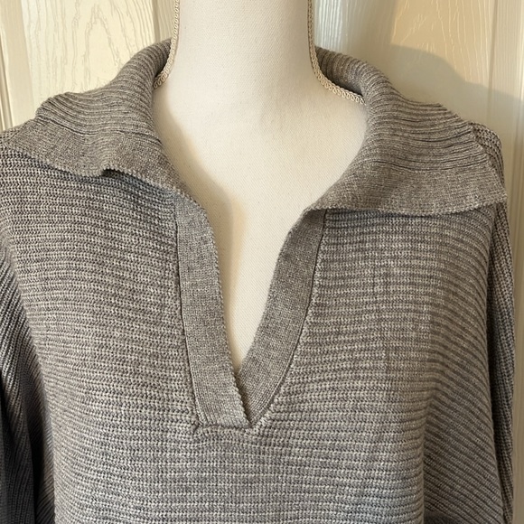 Zesica Ribbed Sweater - Picture 2 of 5